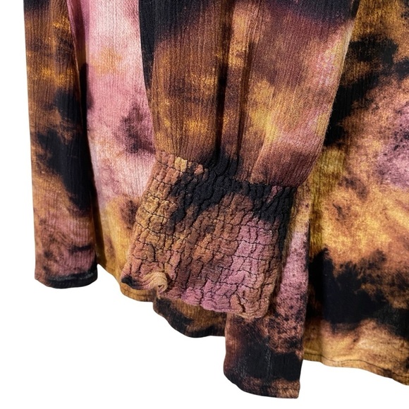 Torrid Women size 2 (2X) V Neck Baby-doll Top Crinkle Gauze Tie Dye Purple Tan - Picture 8 of 11
